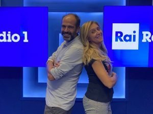 lorenzo scosse in studio rai con giornalista